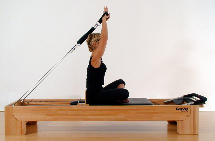 Pilates, definisci le braccia con lo Shave the head. Sul Refomer e a corpo libero