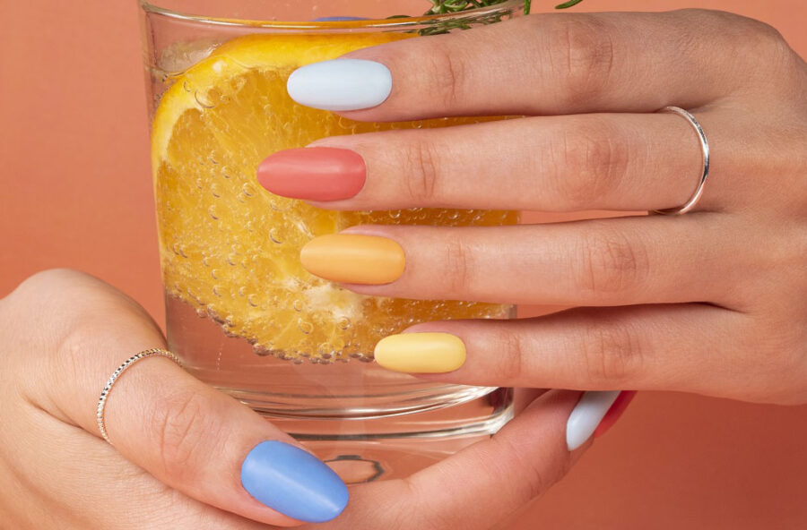 Nail art: la manicure estiva è vitaminica