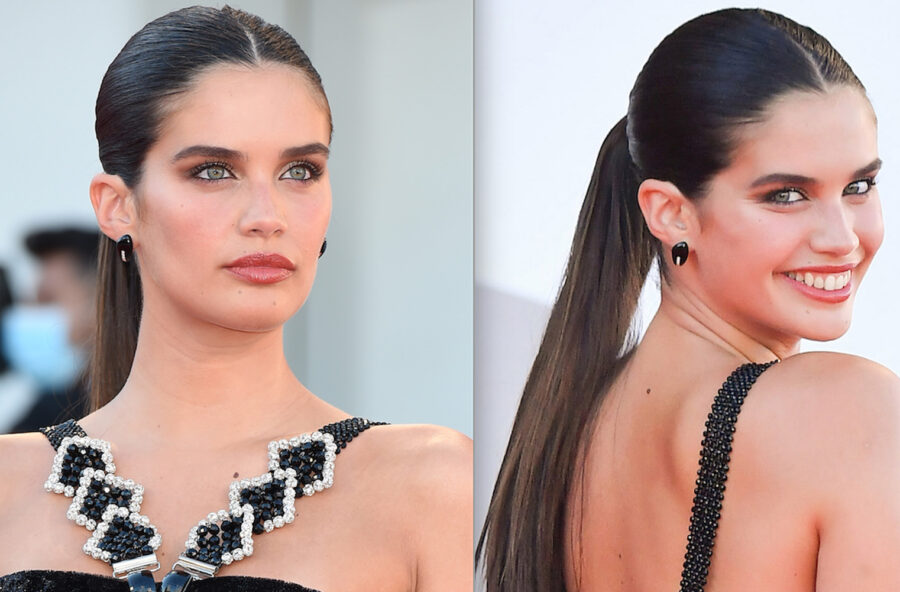 Venezia 78: copia il nude look di Sara Sampaio