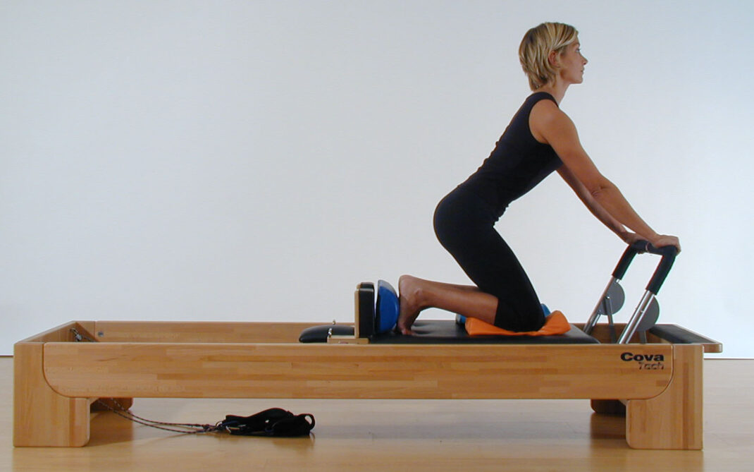 Pilates - Klee stretch - Reformer Pilates - Klee stretch - Reformer