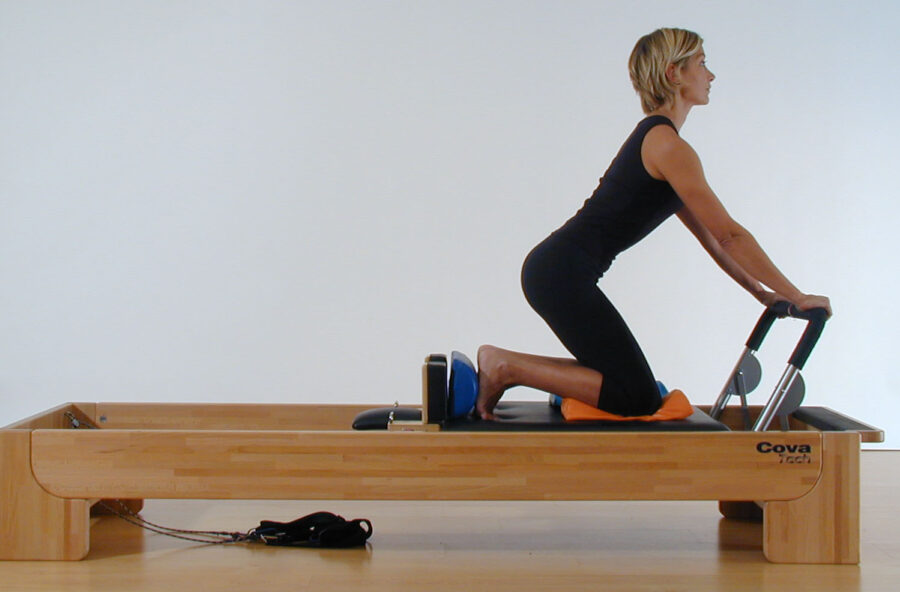 Pilates: modella le cosce. Sul Reformer e a corpo libero