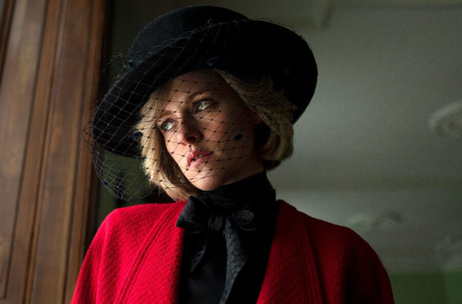 Spencer: arriva finalmente al cinema la Diana ribelle di Kristen Stewart
