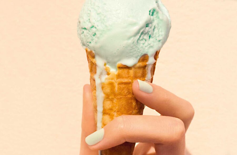 Nail art: è tempo di ice cream manicure