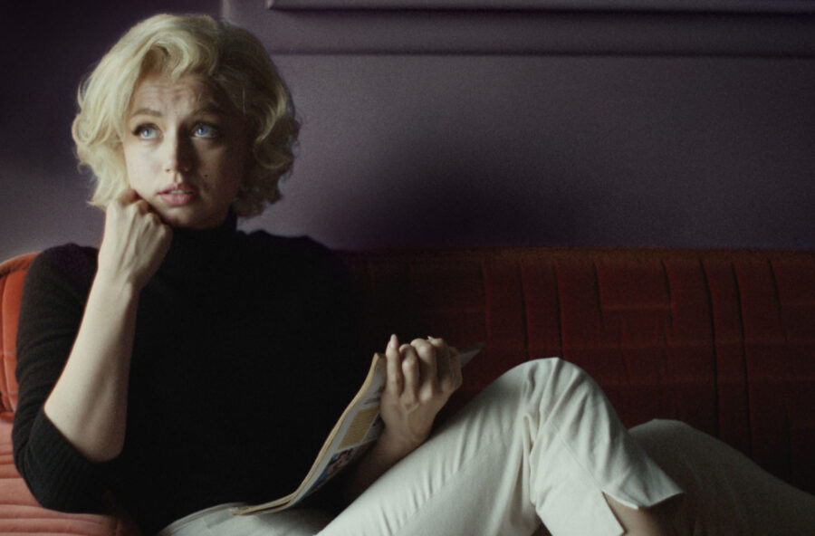 Venezia 79: Blonde reinventa Marilyn Monroe