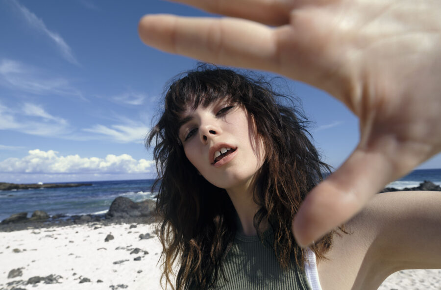 S.O.S. capelli: come riparare i danni di sole e salsedine