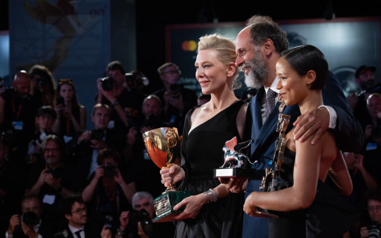 Cate Blanchett, Luca Guadagnino and Taylor Russell, attend the award winners photocall at the 79th Venice International Film Festival on September 10, 2022 in Venice, Italy. ©Photo: Cinzia Camela. Cate Blanchett, Luca Guadagnino and Taylor Russell, attend the award winners photocall at the 79th Venice International Film Festival on September 10, 2022 in Venice, Italy. ©Photo: Cinzia Camela.