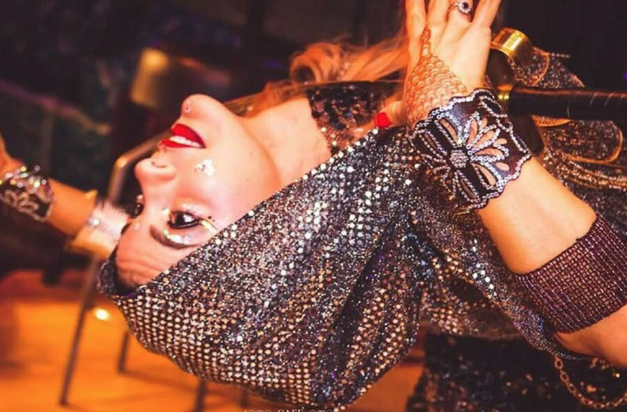 Sword belly dance: alla scoperta della femminilità