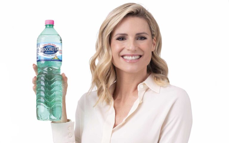 Michelle Hunziker - Rocchetta Michelle Hunziker - Rocchetta