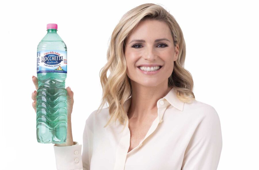 Michelle Hunziker è la nuova testimonial di Acqua Rocchetta
