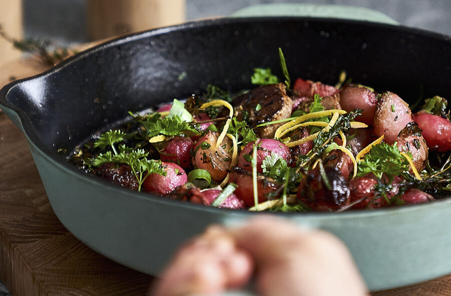 Ravanelli saltati in padella con erbe aromatiche