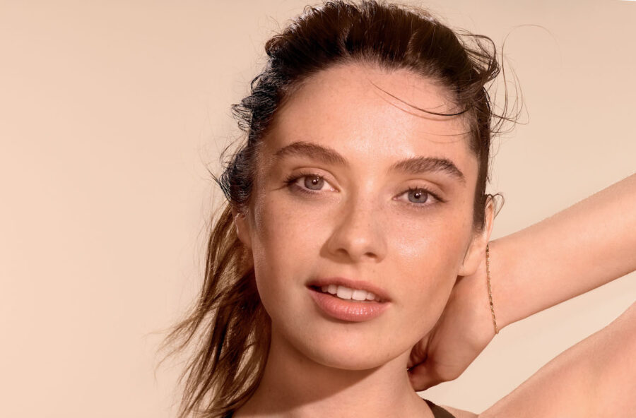 Pelle disidratata dal sole? Rigenerala con l’olio di canapa