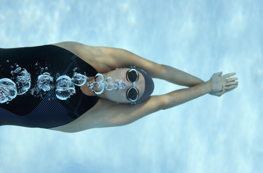 Nuoto: 10 esercizi per migliorare lo stile dorso