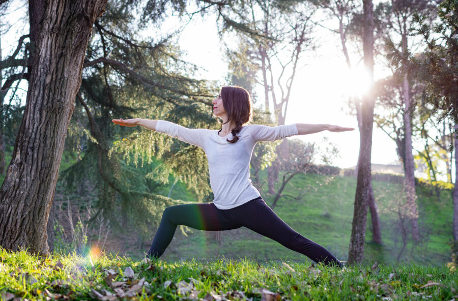 Yoga: fai il Guerriero II per affrontare le sfide