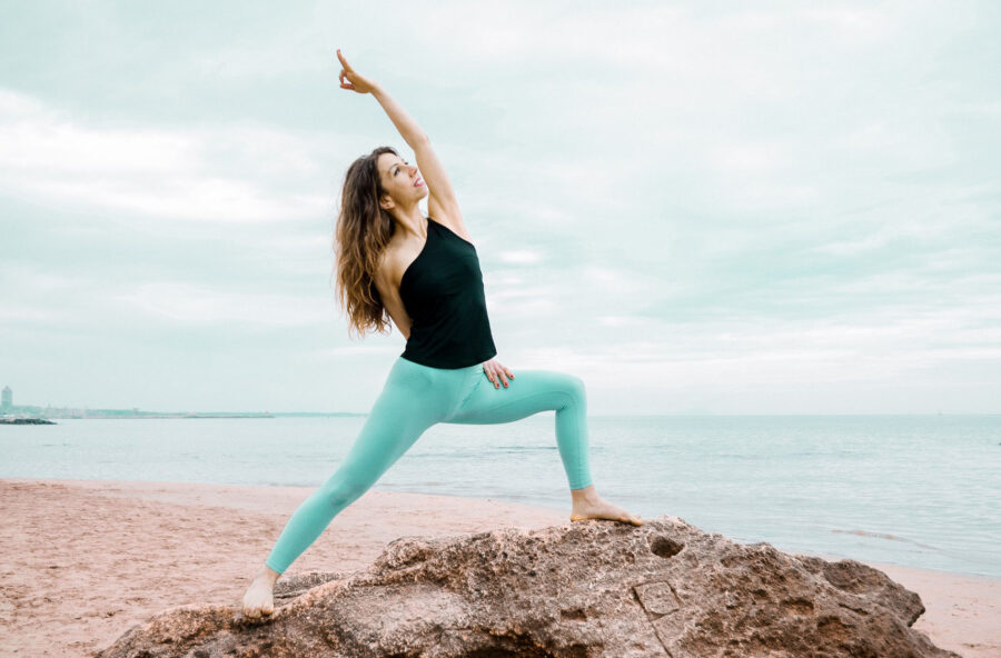 Yoga: trova la tua direzione facendo il Guerriero inverso