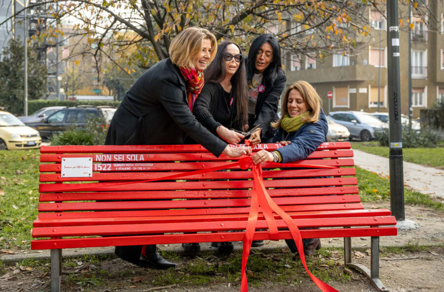 Un bacio contro la violenza
