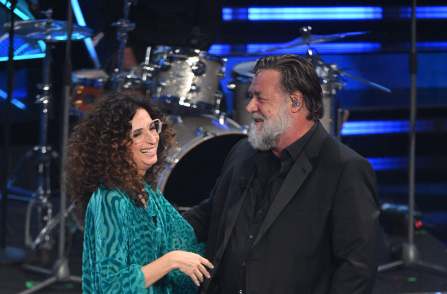 Sanremo 2024: le pagelle e i top e i flop della terza serata