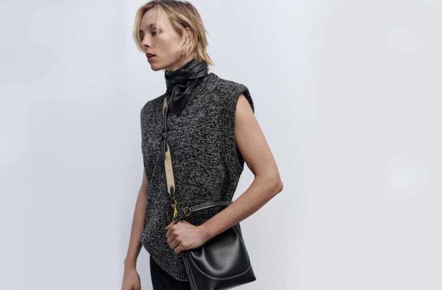 Moda accessori P/E 2024: trionfano le borse a secchiello