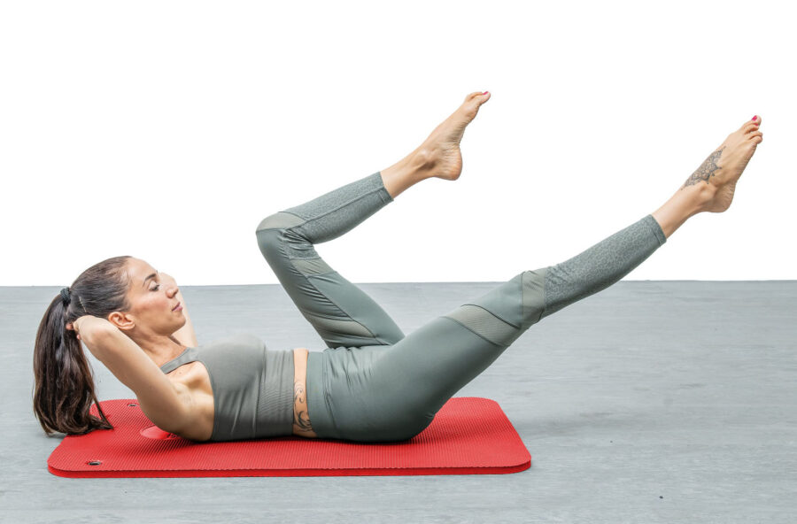 Pancia piatta con un crunch potenziato