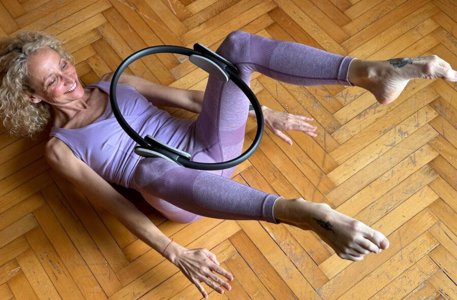 Pilates: addominali e adduttori al top con l’Hundred. E il Magic Circle