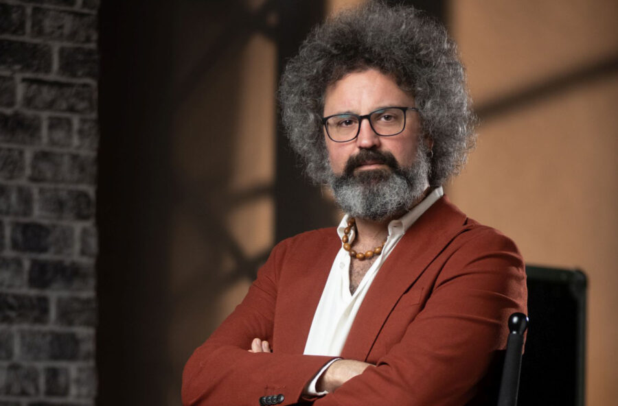 Sanremo 2025: Simone Cristicchi è pronto ad emozionare con Quando sarai piccola