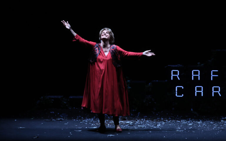 Bergamo, 09/02/22, Teatro Donizetti - Stagione di Prosa 2021/22SE NON POSSO BALLARE ... NON E' LA MIA RIVOLUZIONE
ispirato a "Il catalogo delle donne valorose" di Serena Dandini
progetto drammaturgico Serena Sinigaglia
scrittura scenica Lella Costa e Gabriele Scotti
regia Serena Sinigaglia
ambientazione sonora Sandra Zoccolan
costumi Antonio Marrascon Lella Costaun progetto a cura di MISMAONDA
prodotto da Centro Teatrale Bresciano e Carcano Centro d'arte contemporanea
partner THE CIRCLE ITALIAFoto Luciano Rossetti © Phocus Agency - TUTTI I DIRITTI RISERVATI