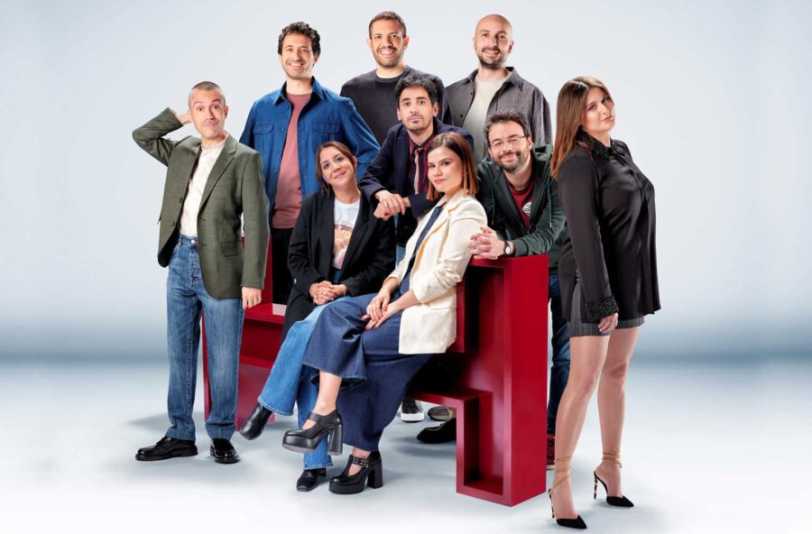 Un’estate tutta da ridere: gli show comici da vedere in tv Un’estate tutta da ridere: gli show comici da vedere in tv