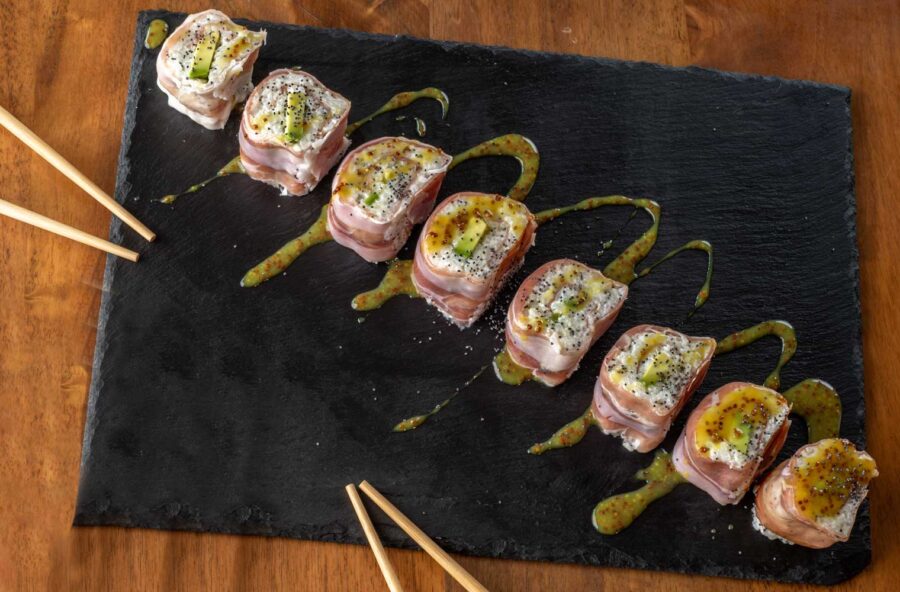 Hosomaki di speck e avocado