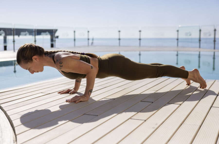 Yoga: accelera il metabolismo con il Bastone a 4 arti