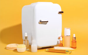Cosmetici: in estate, mettili al fresco (ma non proprio tutti)!