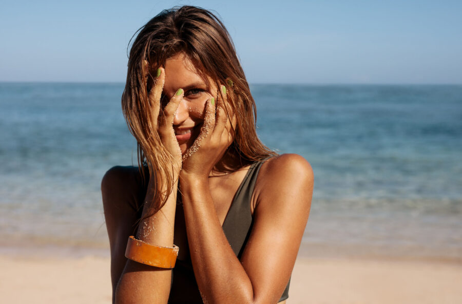 Pelle: virus e batteri non vanno in vacanza