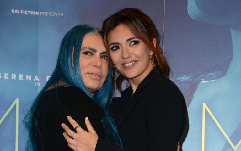 Milano 10 Gennaio 2019
Presentazione di "Io sono Mia"
nella foto: Loredana BertË, Serena Rossi
©Alberto Scarpinato/Fotostore Milano 10 Gennaio 2019
Presentazione di "Io sono Mia"
nella foto: Loredana BertË, Serena Rossi
©Alberto Scarpinato/Fotostore