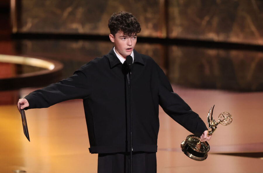 Emmy Awards 2025: il trionfo di Adolescence, The Studio e The Pitt Emmy Awards 2025: il trionfo di Adolescence, The Studio e The Pitt
