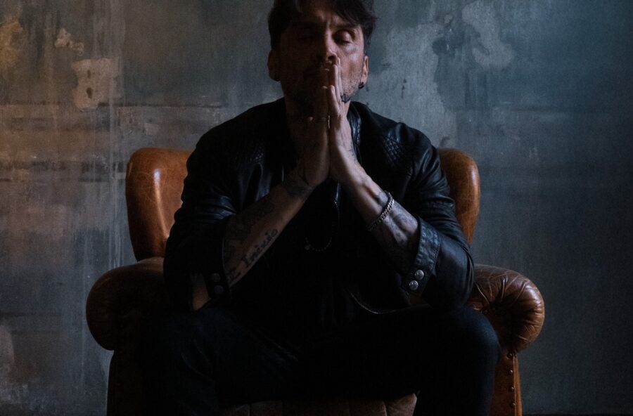 Fabrizio Moro racconta il suo nuovo album Non ho paura di niente