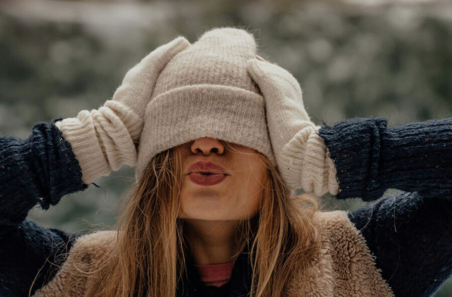 Contorno occhi e labbra: serve una protezione extra contro il freddo