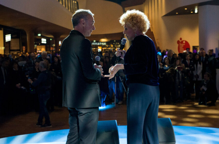 Playlist di dicembre 2025: fuori dal coro (natalizio)