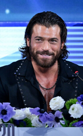 Can Yaman - Sanremo 2026 - prima serata