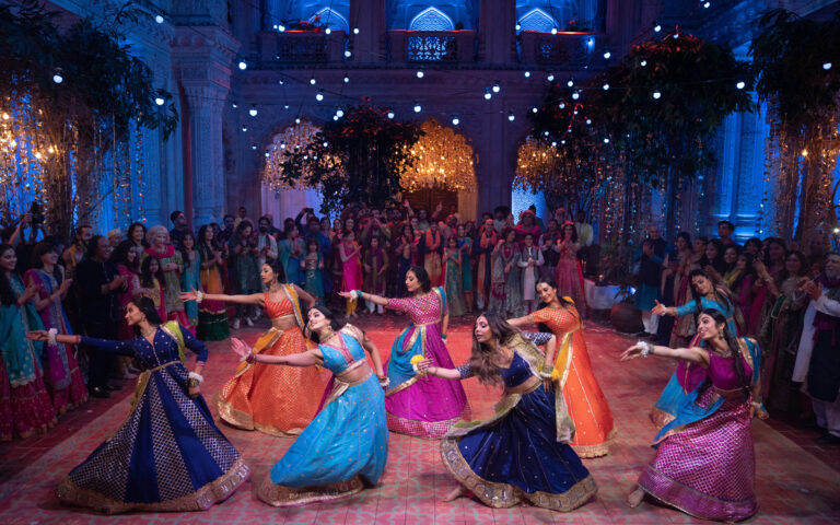 7166_WHATSLOVE_09FEB21RV.ARW