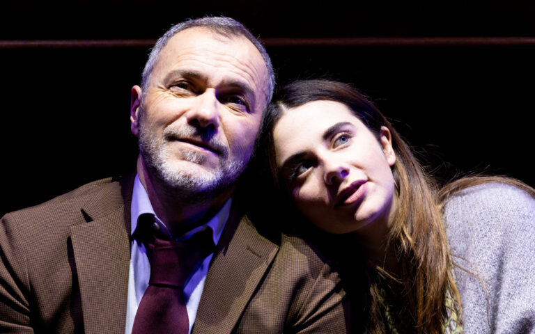 Malinconico, moderatamente felice