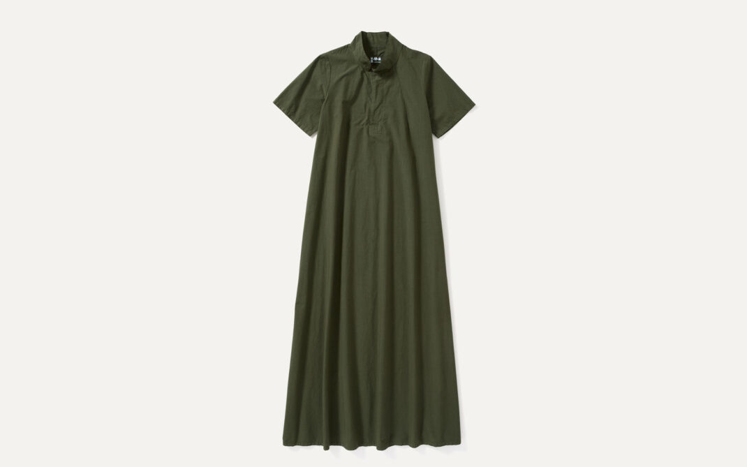 Abito-lungo--con-maniche-,-scolo-a-v-e-collo-2-a-mandarino'-in-popeline-di-cotone-giapponese-.Labo.art---305-euro-laboart.com Must have estate