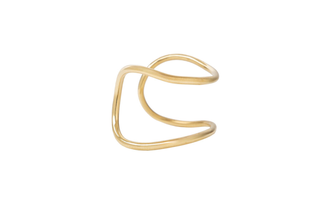 Dalla-linea-sinuosa,-il-bracciale-.Infinitiy.-TDOUBLE--tdouble.it- Moda: estate in equilibrio