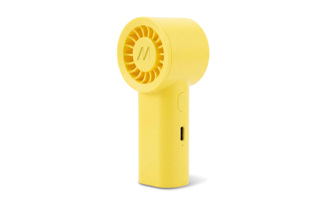 Offre-freschezza-e-praticità-ovunque,-la-mini-ventolina-leggera-e-compatta-Muitomas--12,99-euro-muitomas.com Must have estate