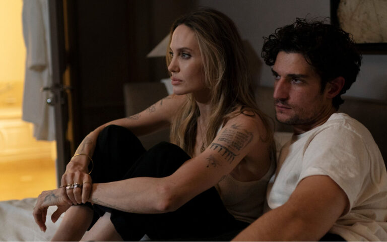 Couture_Angelina Jolie & Louis Garrel_HD(1) Couture_Angelina Jolie & Louis Garrel_HD(1)