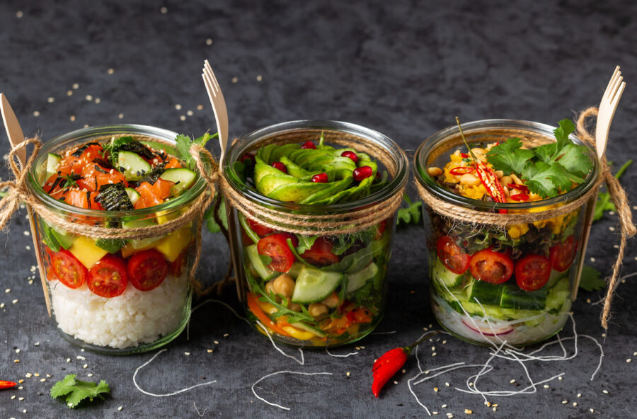 Jar salad: il pranzo perfetto sotto l&rsquo;ombrellone