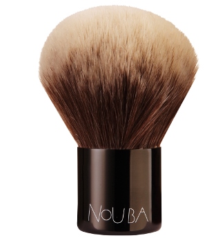 KABUKI BRUSH