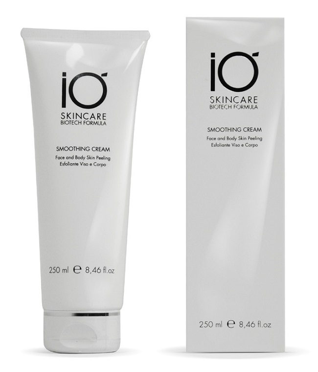 IO SKINCARE SMOOTHING CREAM