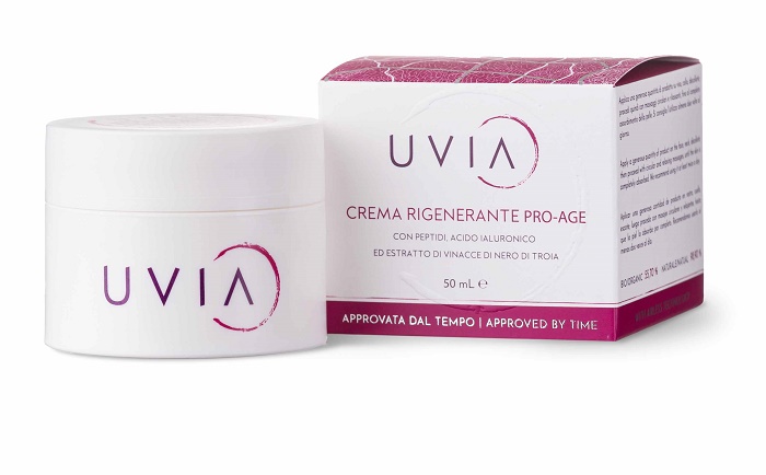 UVIA CREMA RIGENERANTE PRO AGE